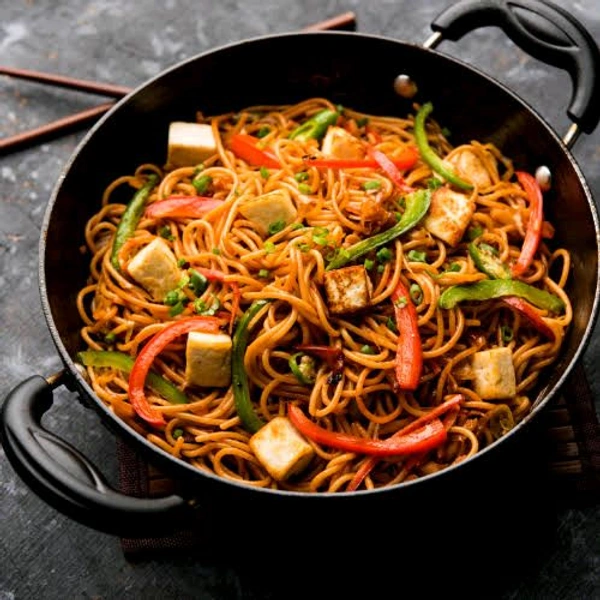 Paneer Noodles (Veg)