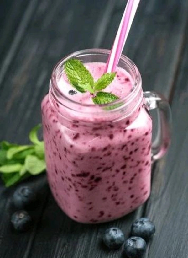 Black Currant Lassi 