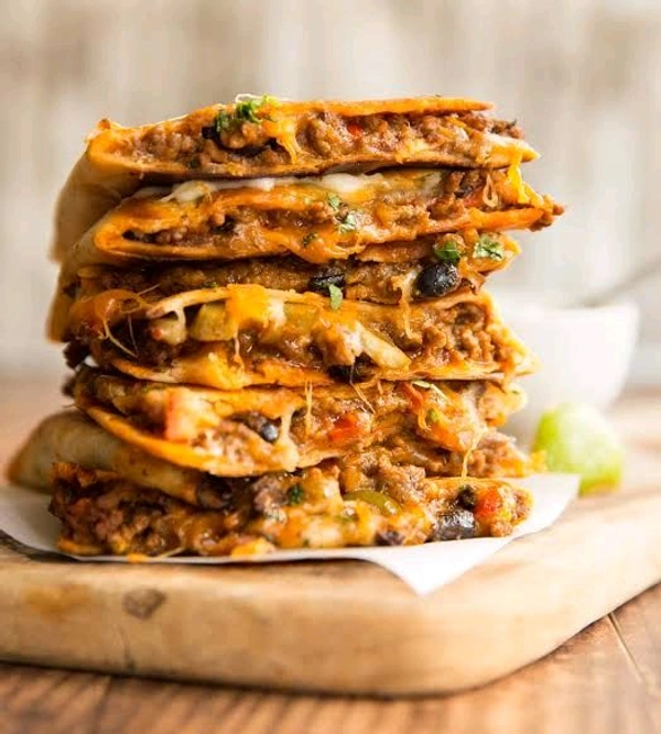 Beef Chessy Quesa Dillas 