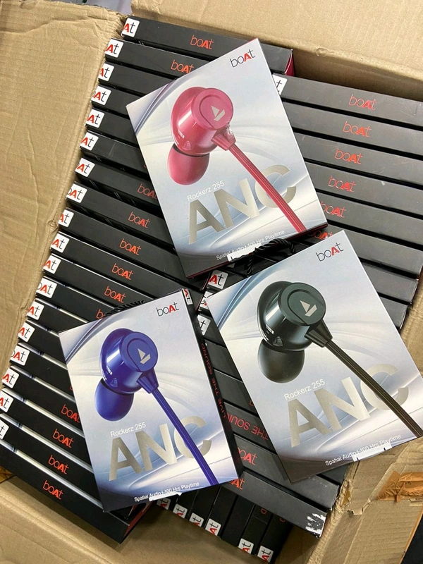 Boat Rockerz (255) Double Box Magnetic 🧲 On Off Mix Colour