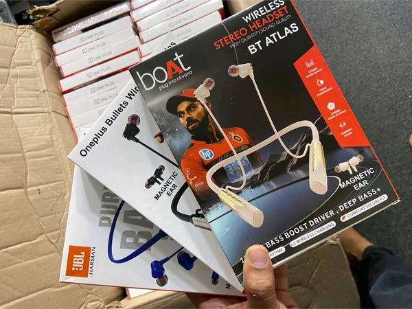 New 🆕 BT Atlas Shiny ✨ Neckband & Earbuds magnetic 🧲 Ear 200Mah big Battery 🔋