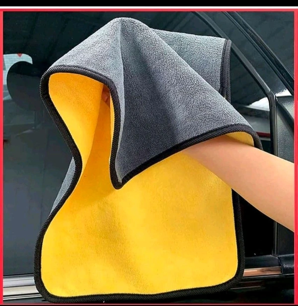 Dual-sided microfiber cleaning cloth, commonly used for car washing, detailing, polishing, and general household tasks