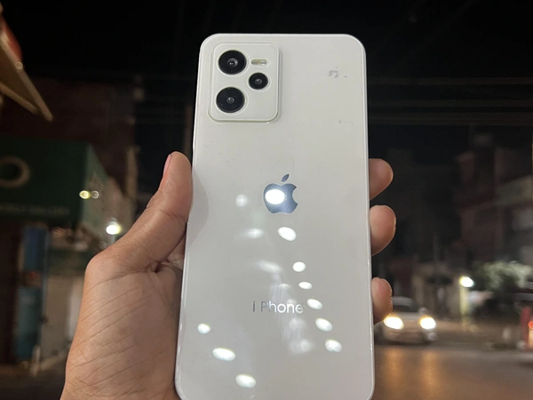 Realme C35 Apple White Convertr - White