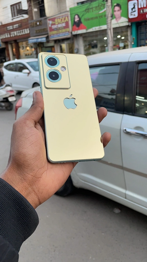 Oppo A79 5G Gold Apple Converter - Gold