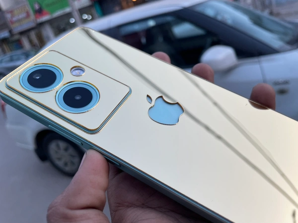 Oppo A79 5G Gold Apple Converter - Gold