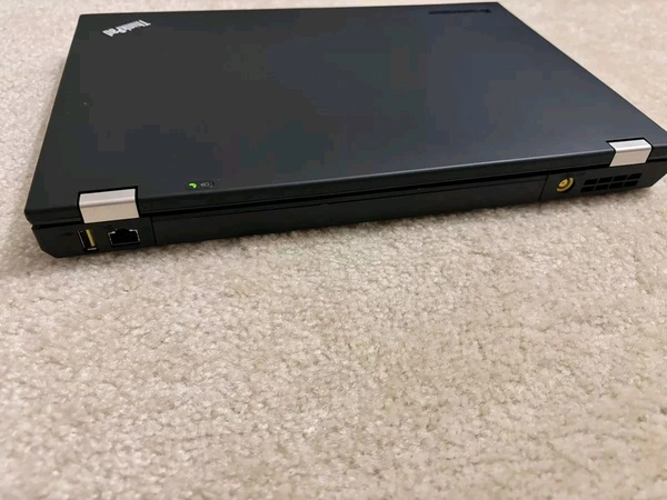 Lanovo (Thinkpad)