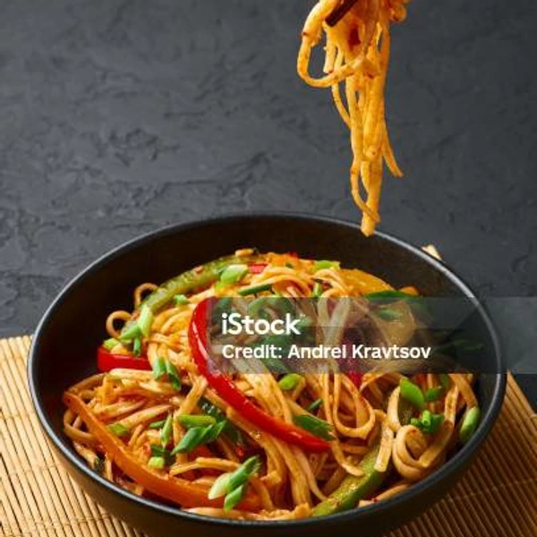 Hakka Noodles 