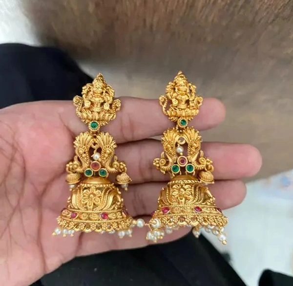 Shilpa Creation's Traditional Temple Jewellery Gold Ethnic Alloy Stylish South Indian Emerald and Pearl Studded Screw back Jhumka Earrings For Women and Girls Latest || Diwali Gift For Women || Diwali Festive Wear Jhumka For Women And Girls