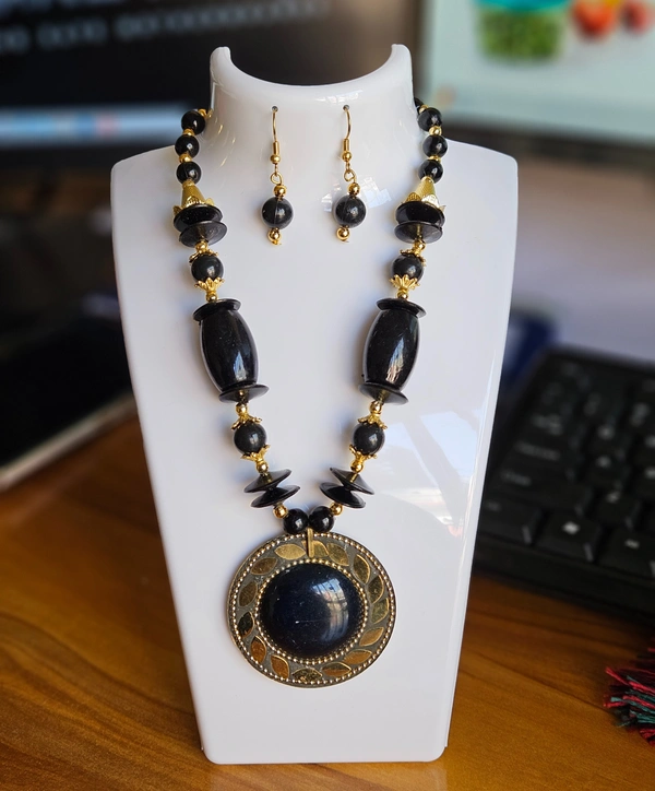 World Wide Villa Gold-plated Plated Alloy Necklace