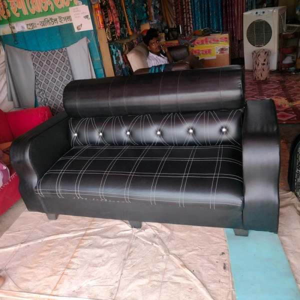 ISHA SOFA CENTRE SOFA  - Buttermilk