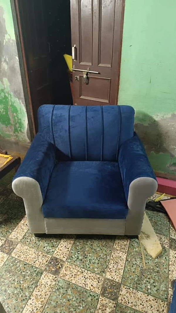 ISHA SOFA CENTRE  Singl Sofa - Brown