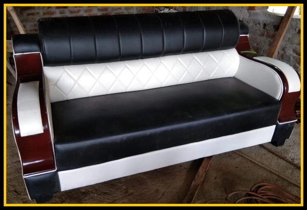 ISHA SOFA CENTRE 3 SETER SOFA  - Gray