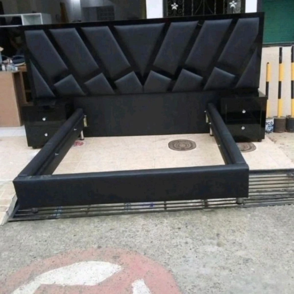 ISHA SOFA CENTRE  LUXURY BED 