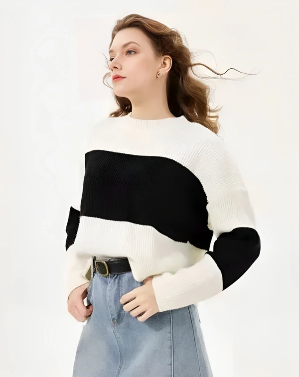 Women White & Black Antiviral Protective Finish Cropped T-shirt - Black, L