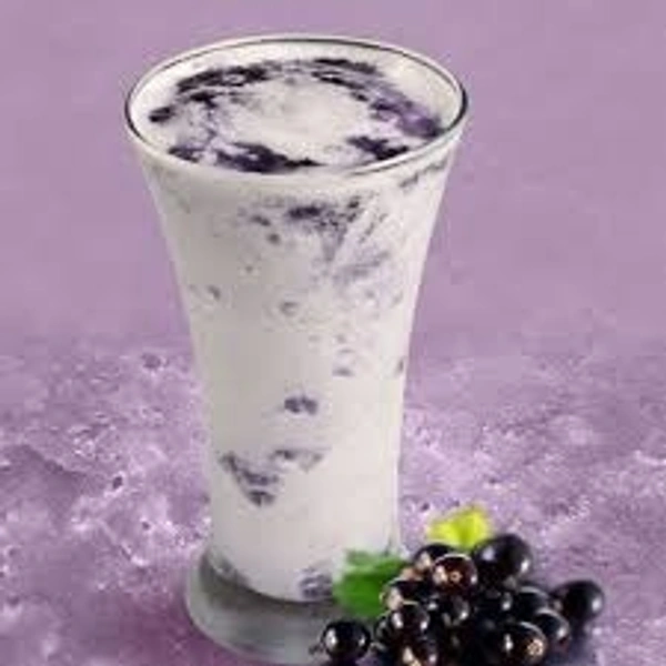 BLACK CURRANT MILKSHAKE