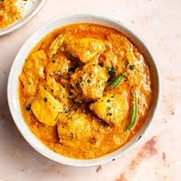 CHICKEN CURRY BONE LESS