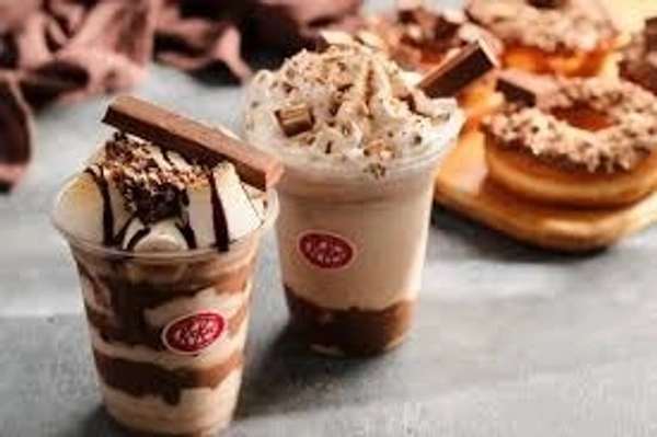 KITKAT MILKSHAKE