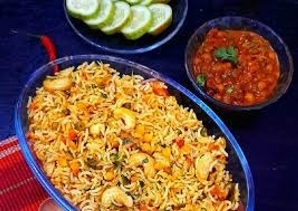 SPL VEG FRIED RICE KAJU TAMOTA