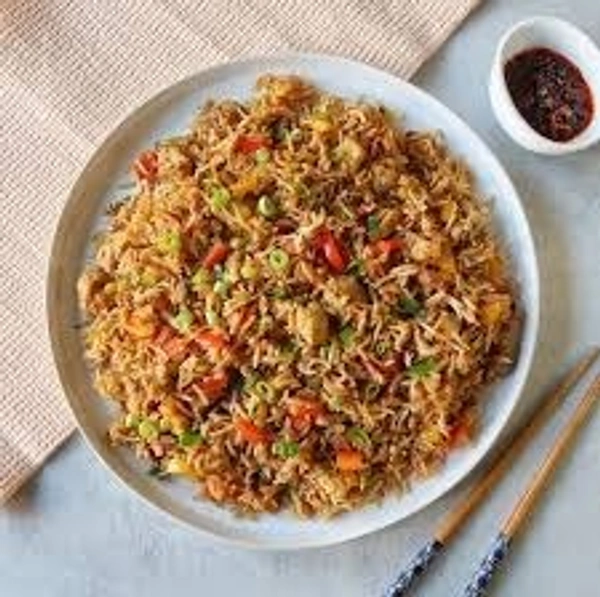 chicken fried RICE half (BAWACHI)