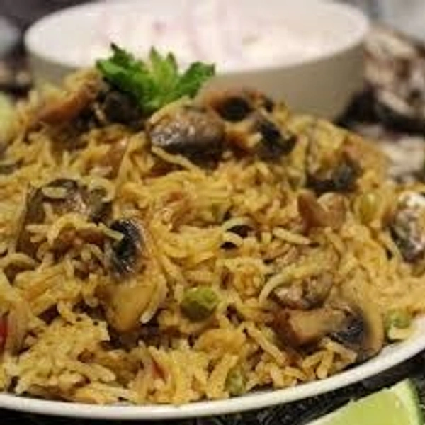 mushrom biryani half (BAWACHI)