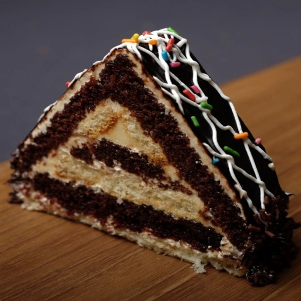 Chocolate Pyramid Pastry - 1pc
