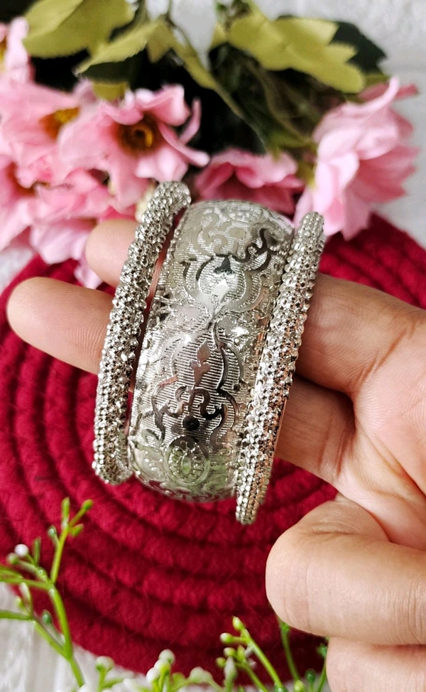 Elegant Style GS Bangles Set - 2.6