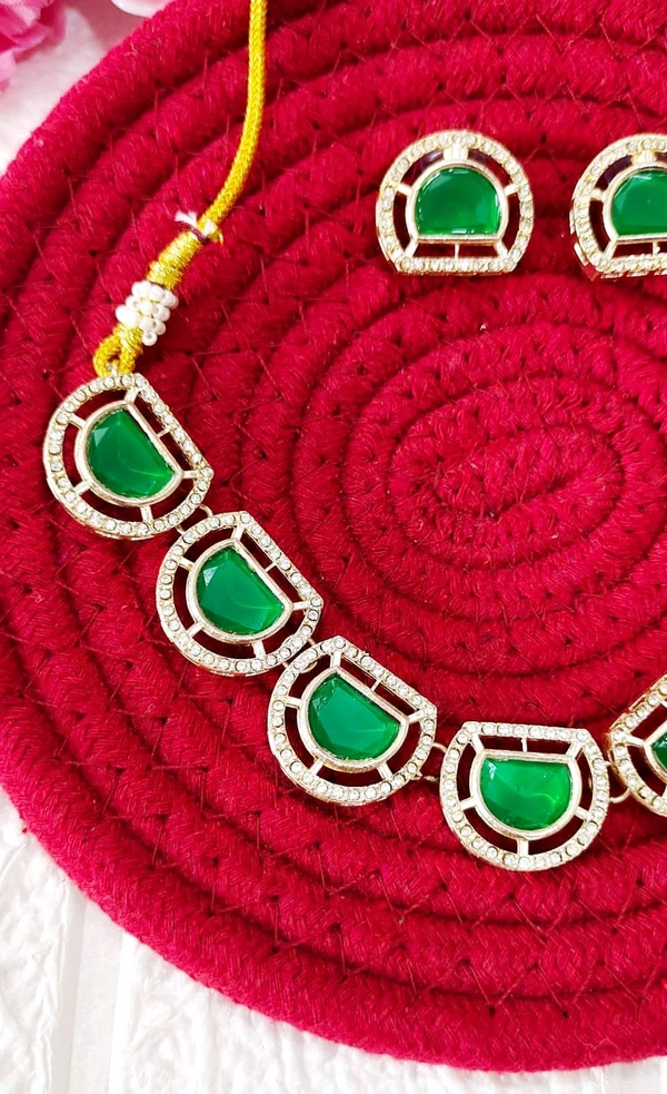 Statement Necklaces Set - Bottle Green 