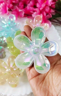 Holographic Daisy Floral Hair Claws - Yellow