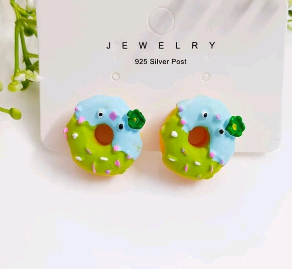 Quirky Donut Studs - Style4