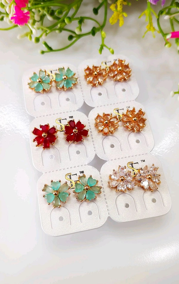 Stylish floral AD Studs - Gold