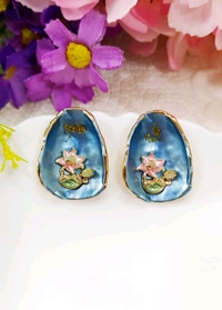 Quirky Oval Floral Studs - Green