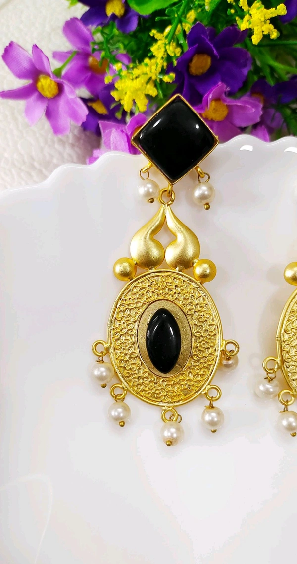Fusion Gold Natural Doozy Black Stone Brass Earrings 😍👌