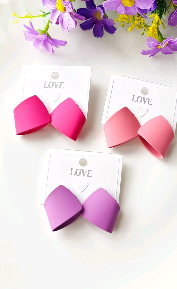 Stylish Pastels Matte Studs  - Lilac
