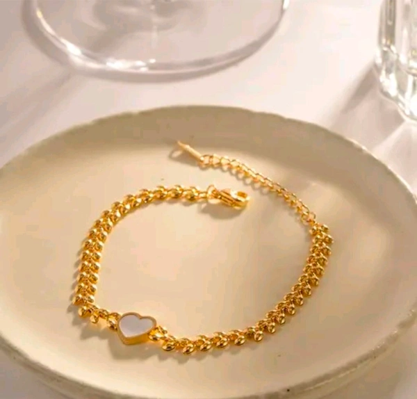 Stylish Anti Tarnish Bracelet 