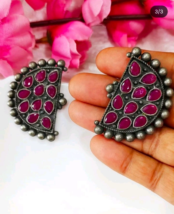 Unique Black Polish Chandbali Studs - Green