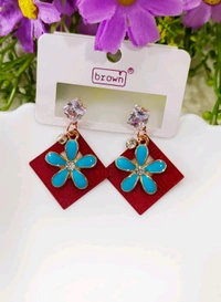 Unique Floral Earrings  - Pink