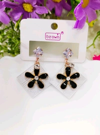 Unique Floral Earrings  - Pink