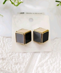 Unique Box Studs - Pink