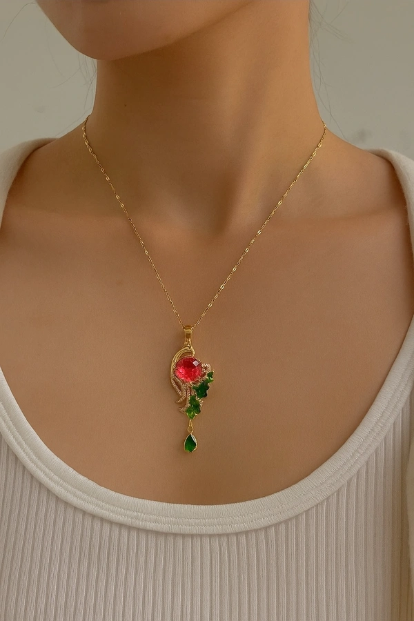 Stunning Ruby Red Peacock Pendant Chain