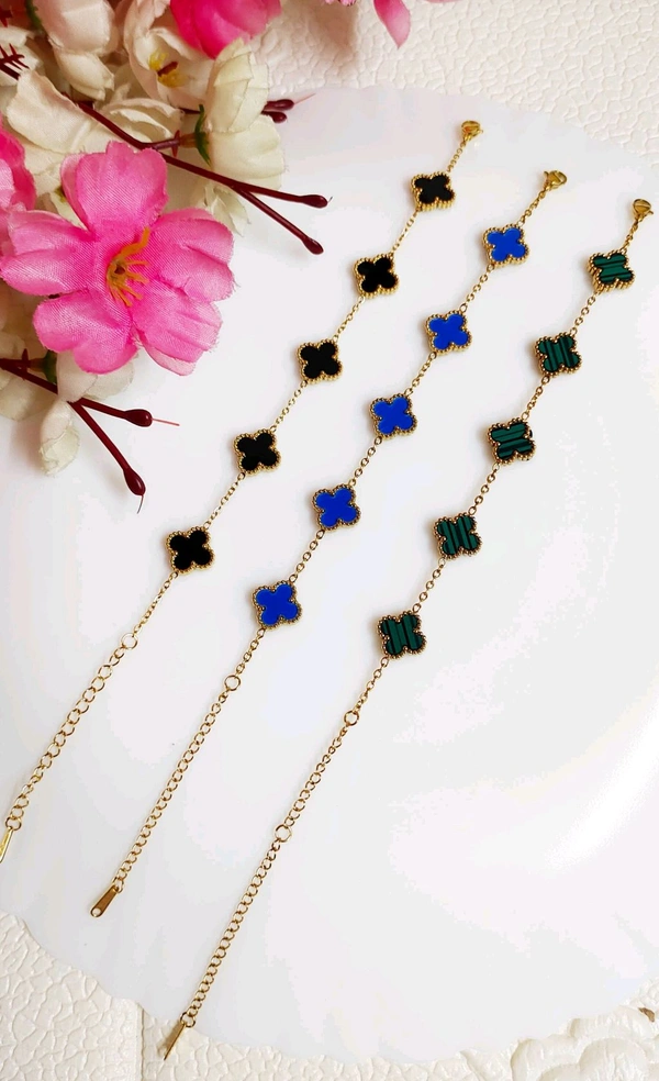 Hottest Trending Anti Tarnish 🍀 Bracelets  - Black