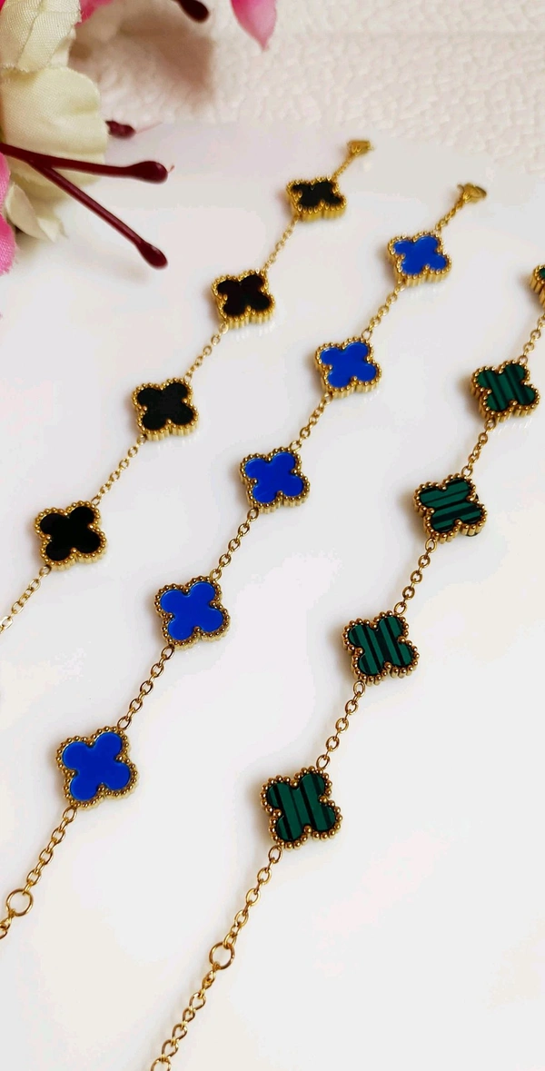 Hottest Trending Anti Tarnish 🍀 Bracelets  - Green