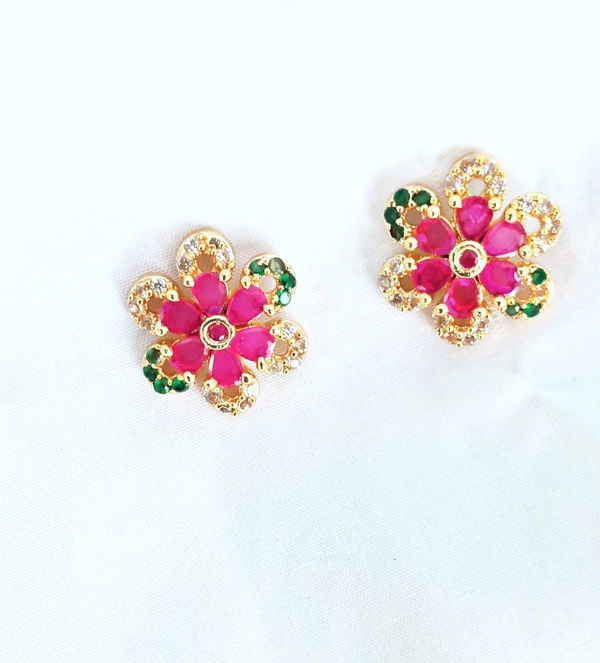 Shiny Gold  Flower Design Earring  - Free