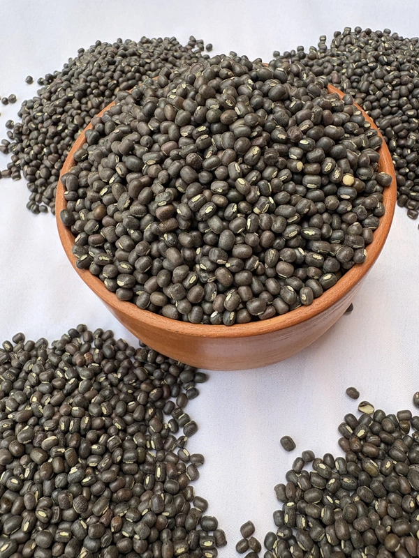 Urad Sabut - 1 KG