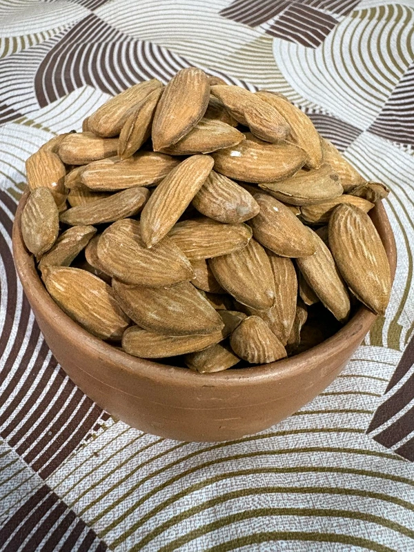 Kasmiri Mamra Badam 1/2 Kg