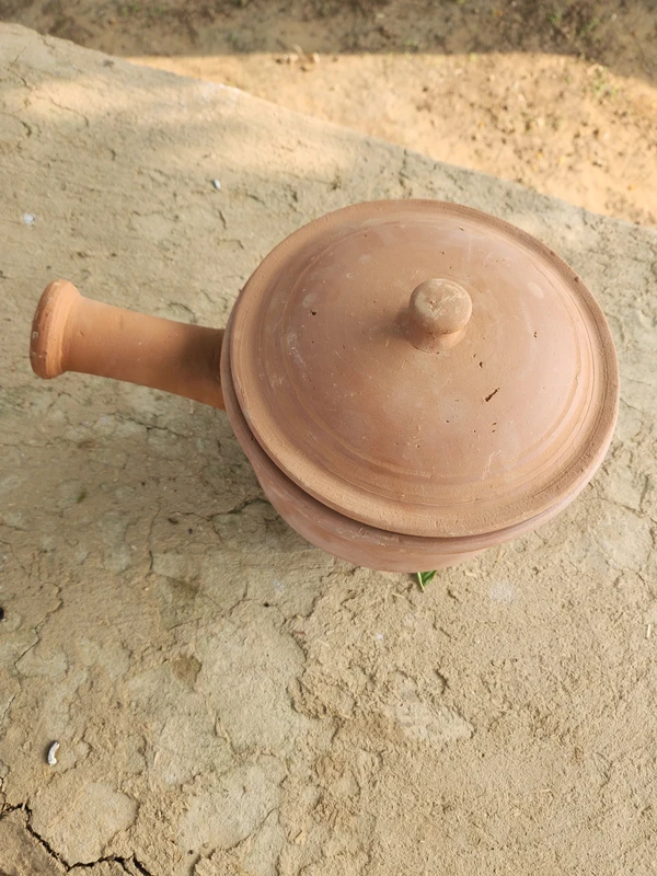 Clay Saucepan - 3 Ltrs