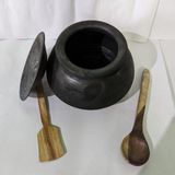 Black Cooking Handi Approx 4 Litres With Wooden Accessories