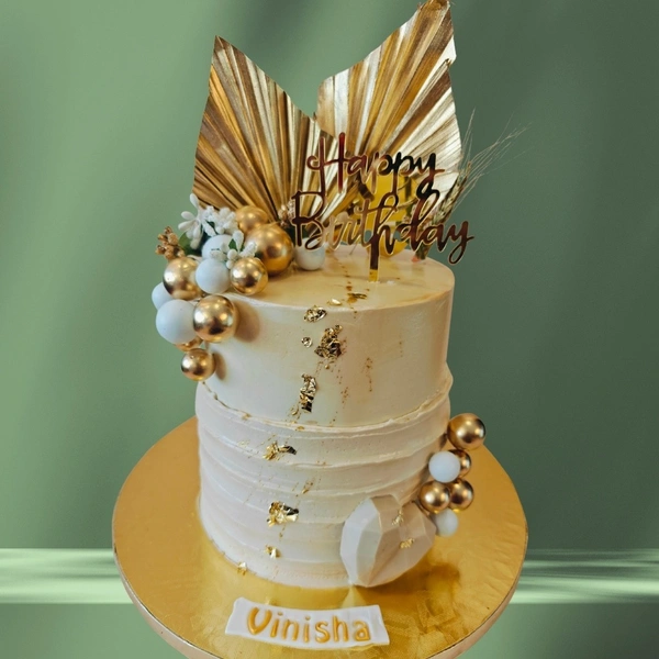 Golden theme cake