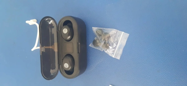 RB F9 Earbuds/TWs Upto 300 Hrs Playtime With 2000 mAh Power Bank ASAP Charge