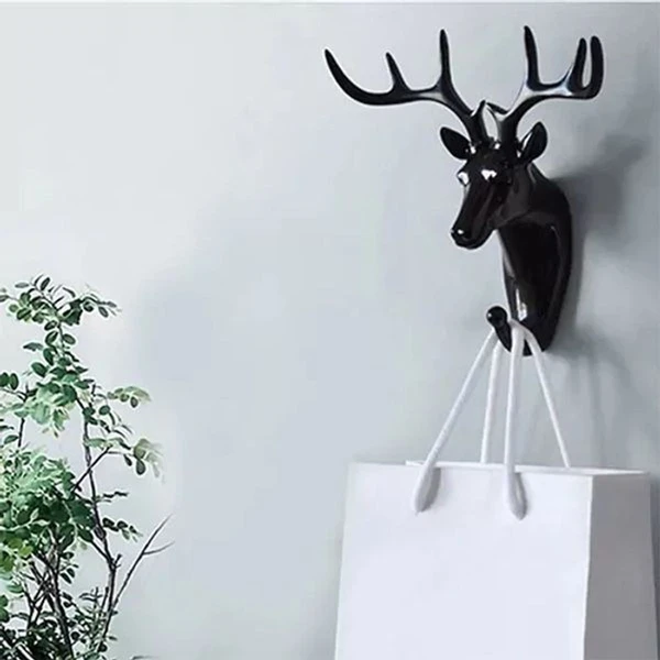 DEER SHAPED KEYCHAIN HOLDER 