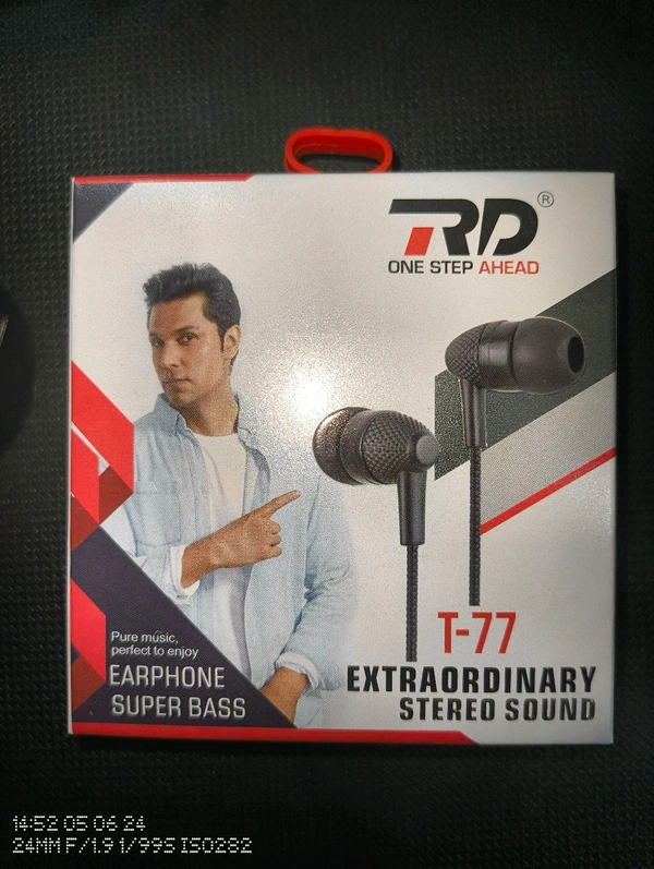 R D RD T-77 in Ear HD Extra Punchy and Deep Bass Headphone | 3.5mm Aux Audio Jack | One Meter Tangle Free Wire Cord | Wired Earphone with in-line Mic | Ergonomic Design for Noise Cancellation | Assorted 